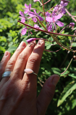 
                  
                    Load image into Gallery viewer, Pink Opal Plume Ring - Size 7
                  
                
