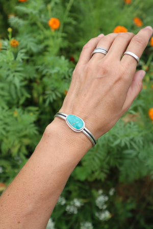 
                  
                    Load image into Gallery viewer, Emerald Valley Turquoise Cuff
                  
                