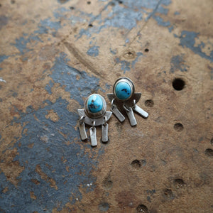 
                  
                    Load image into Gallery viewer, Little Shake Earrings
                  
                