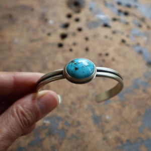 
                  
                    Load image into Gallery viewer, Carico Lake Turquoise Cuff
                  
                