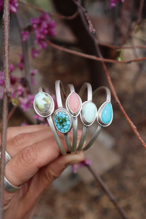 
                  
                    Load image into Gallery viewer, Kingman Turquoise Cuff
                  
                