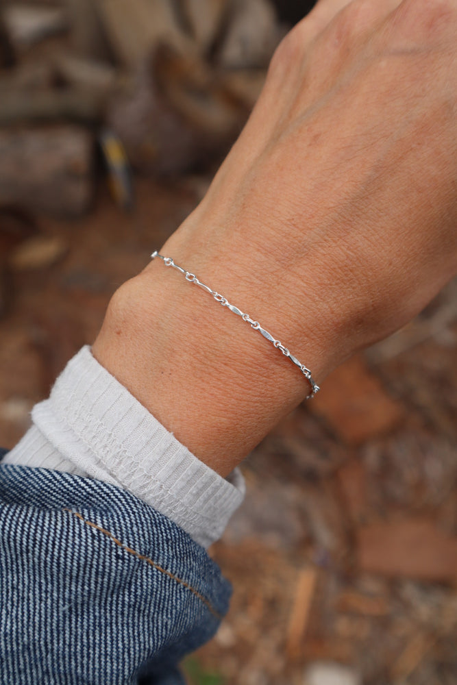 
                  
                    Load image into Gallery viewer, Even Daintier Chain Bracelet
                  
                